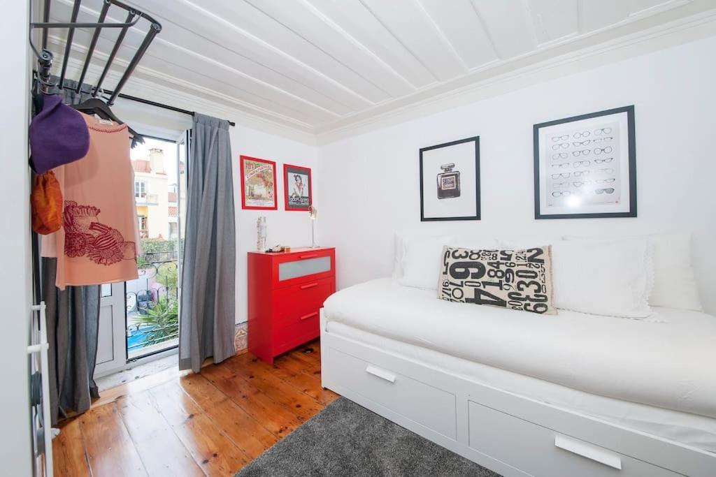 Charming 2 Bedroom Apartment Avenida Da Liberdade Lisbon Exterior photo
